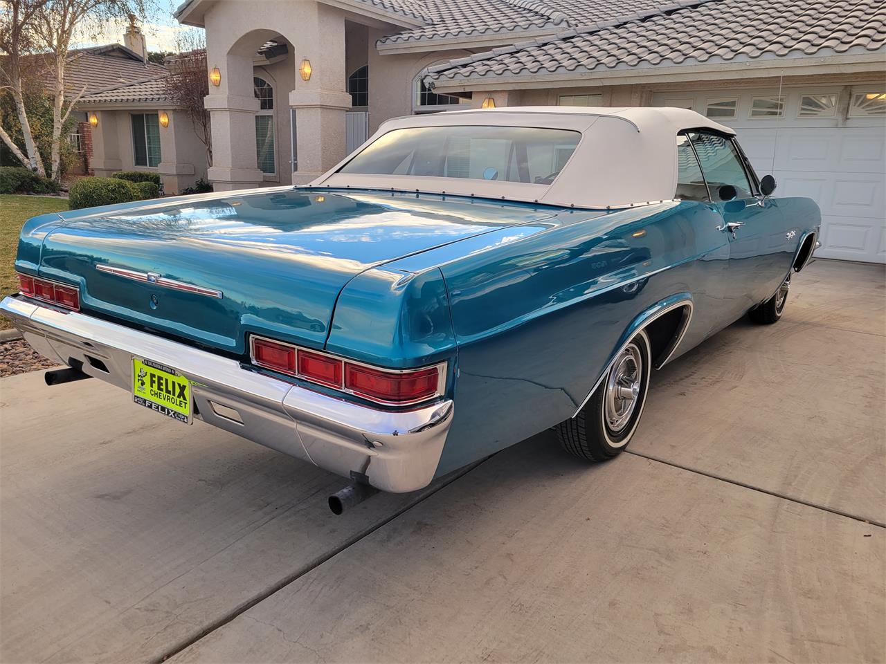 Chevrolet-Impala-ss-1966-Marina-Blue-Black-17