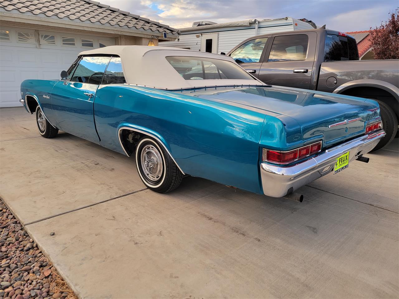 Chevrolet-Impala-ss-1966-Marina-Blue-Black-6