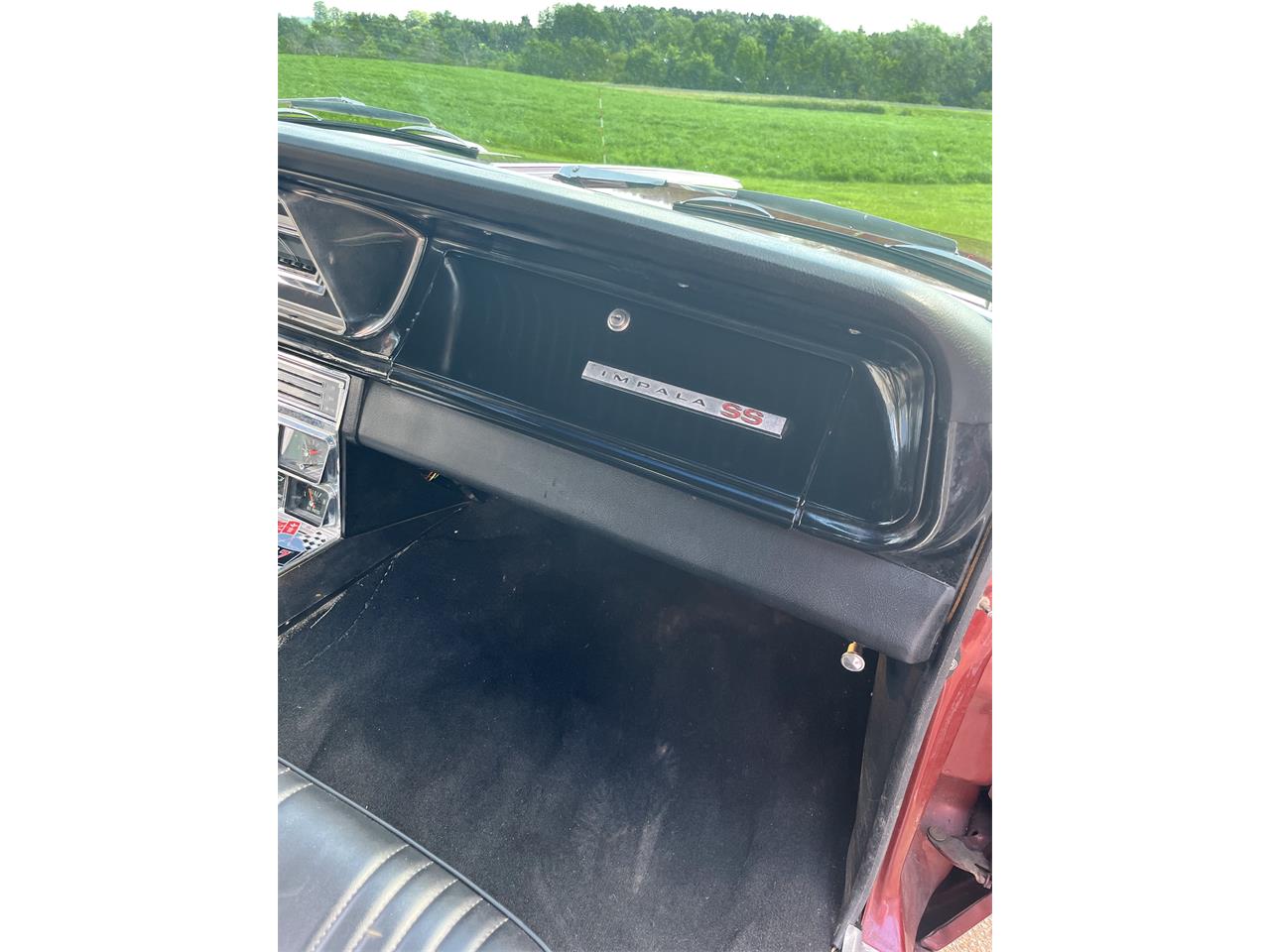 Chevrolet-Impala-ss-1966-Maroon-Black-4