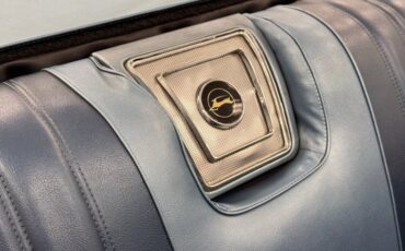 Chevrolet-Impala-ss-1966-Mist-Blue-Blue-2