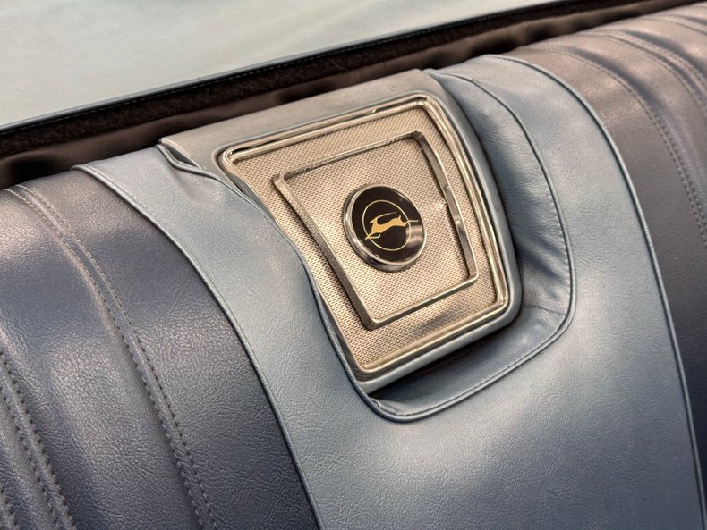 Chevrolet-Impala-ss-1966-Mist-Blue-Blue-2