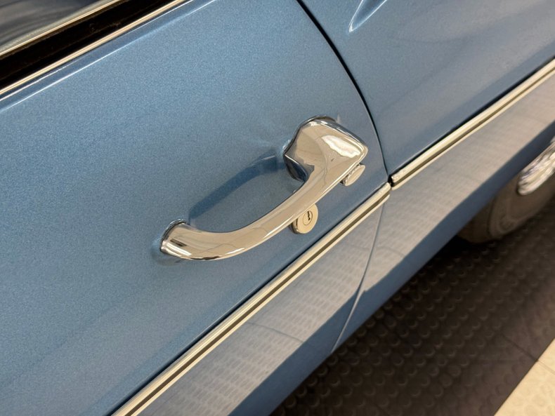 Chevrolet-Impala-ss-1966-Mist-Blue-Blue-20