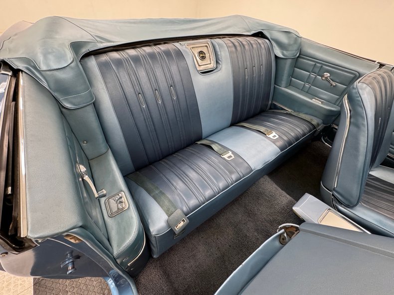 Chevrolet-Impala-ss-1966-Mist-Blue-Blue-38
