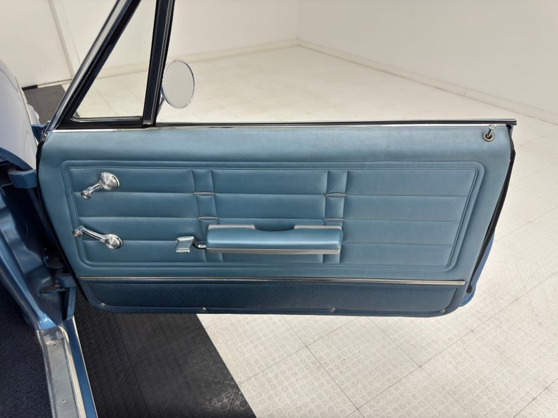 Chevrolet-Impala-ss-1966-Mist-Blue-Blue-43