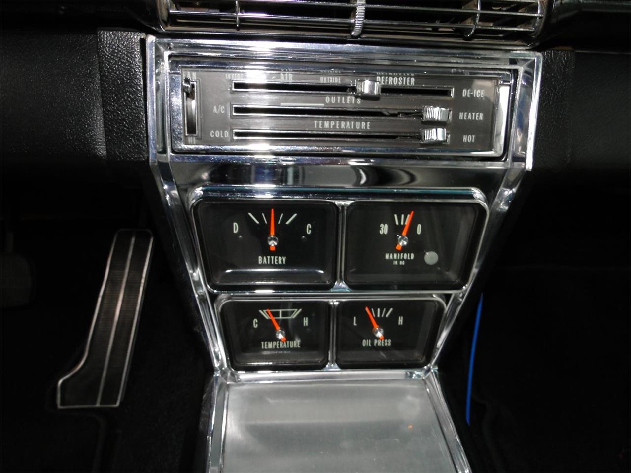 Chevrolet-Impala-ss-1966-Red-White-58