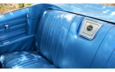Chevrolet-Impala-ss-1967-white-bright-blue-13