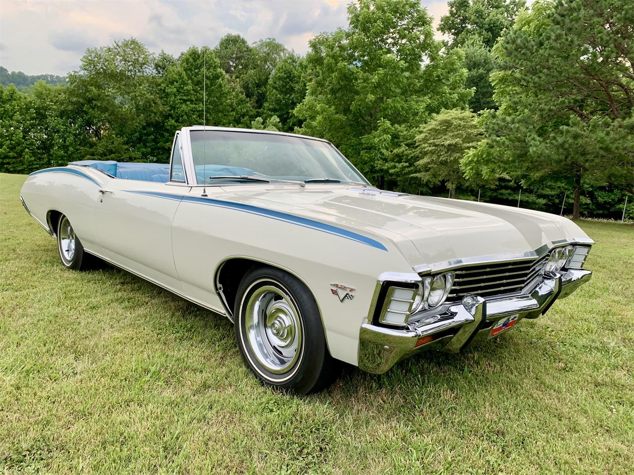 Chevrolet-Impala-ss-1967-white-bright-blue-27