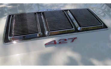 Chevrolet-Impala-ss-1967-white-bright-blue-28