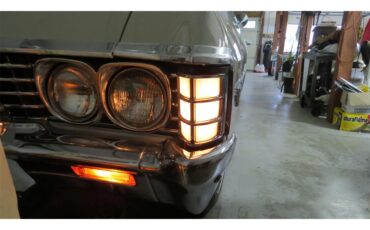 Chevrolet-Impala-ss-1967-white-bright-blue-4