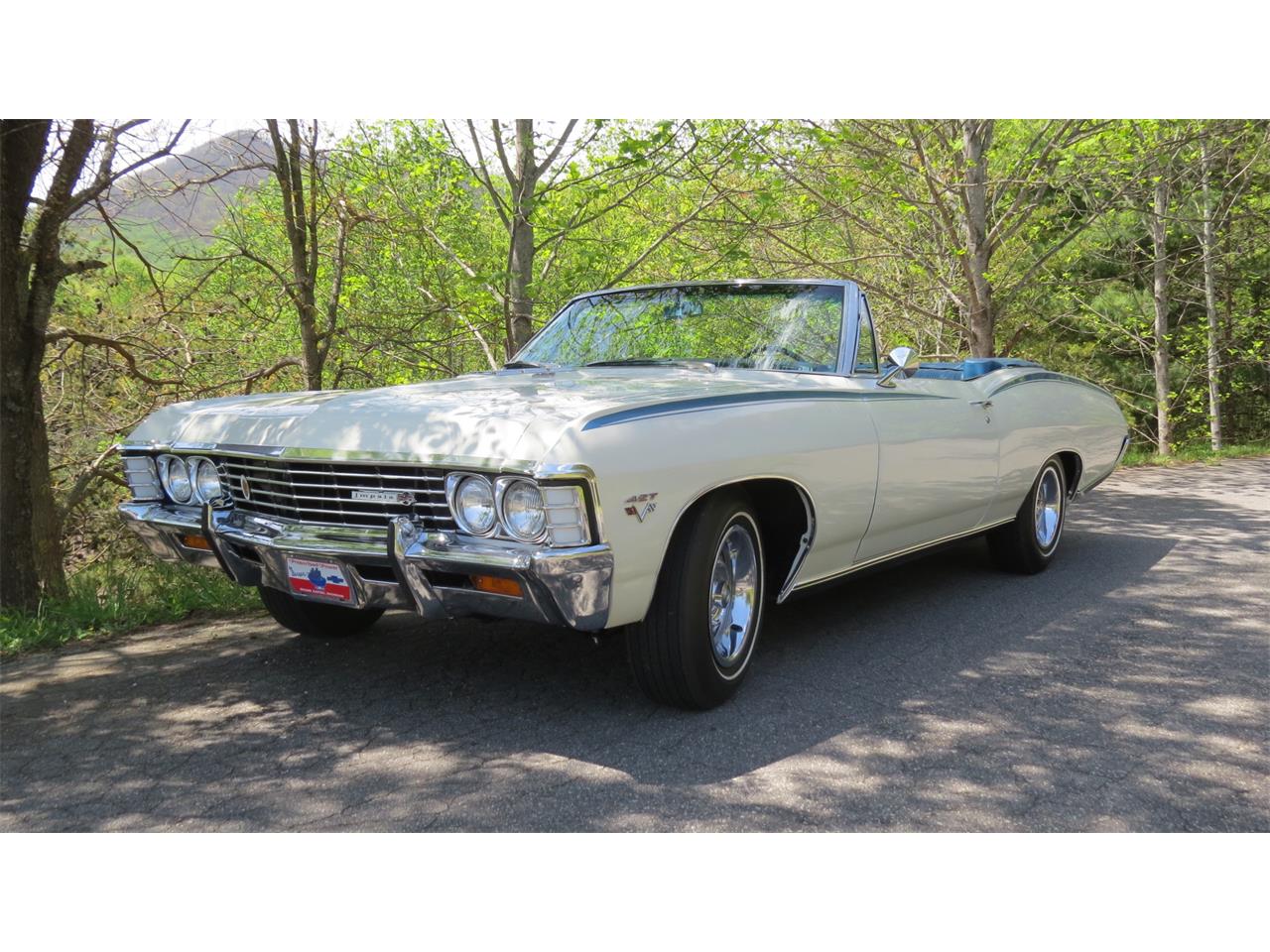 Chevrolet-Impala-ss-1967-white-bright-blue