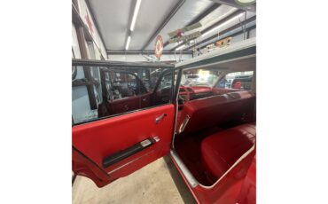 Chevrolet-Impala-wagon-1964-Red-and-Silver-Red-5