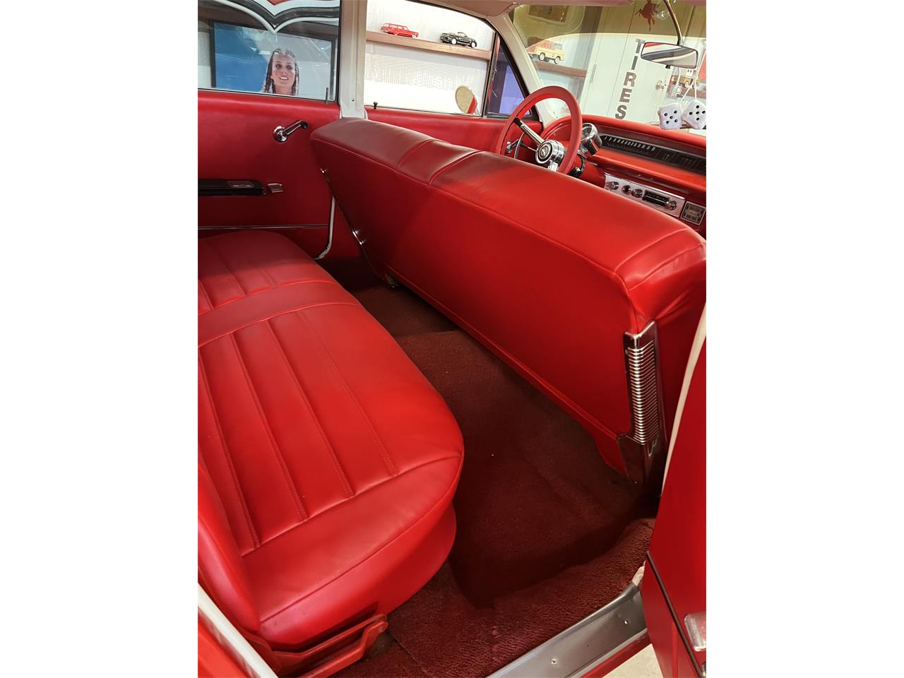 Chevrolet-Impala-wagon-1964-Red-and-Silver-Red-6