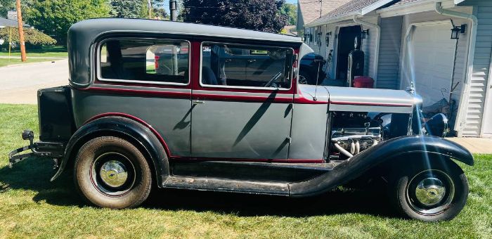 Chevrolet-International-1929-Gray-3