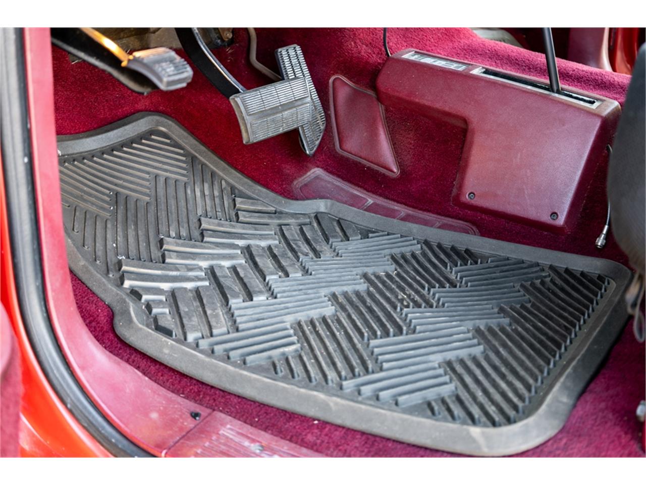 Chevrolet-K-1500-1988-Flame-Red-Red-41