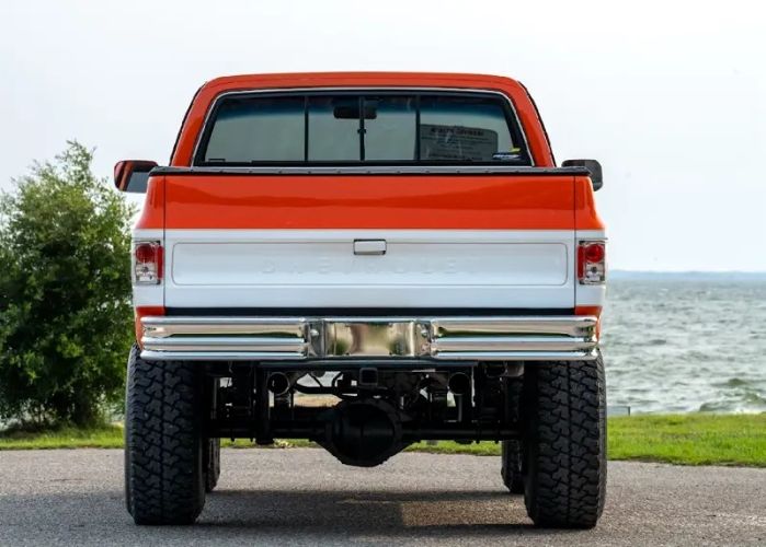 Chevrolet-K10-1976-Orange-17