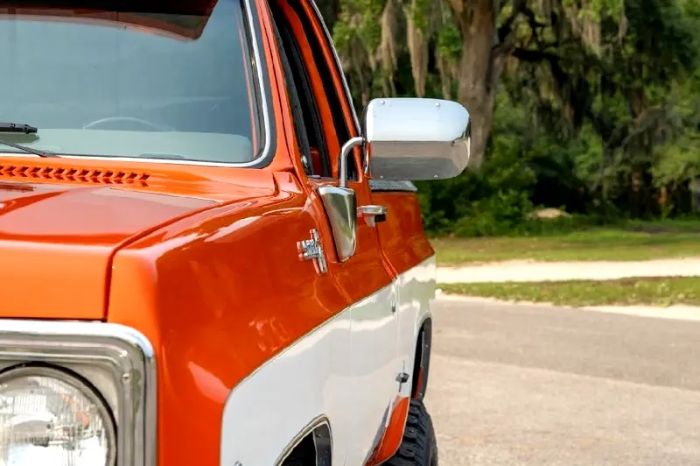 Chevrolet-K10-1976-Orange-19