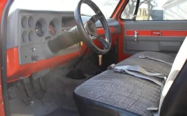 Chevrolet-K10-1976-Orange-21