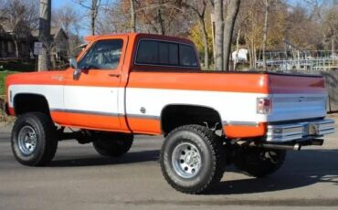 Chevrolet-K10-1976-Orange-3