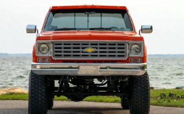 Chevrolet-K10-1976-Orange-5