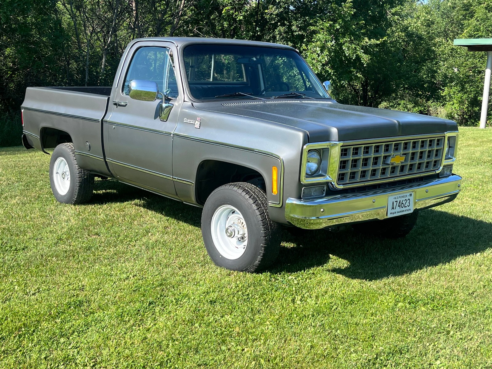 Chevrolet-K10-1978-Standard-Cab-Pickup-2