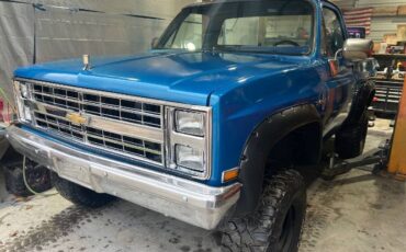 Chevrolet-K10-1987