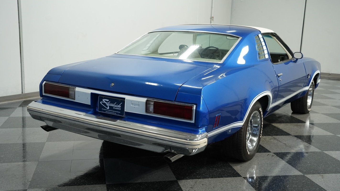 Chevrolet-Laguna-1975-Coupe-10