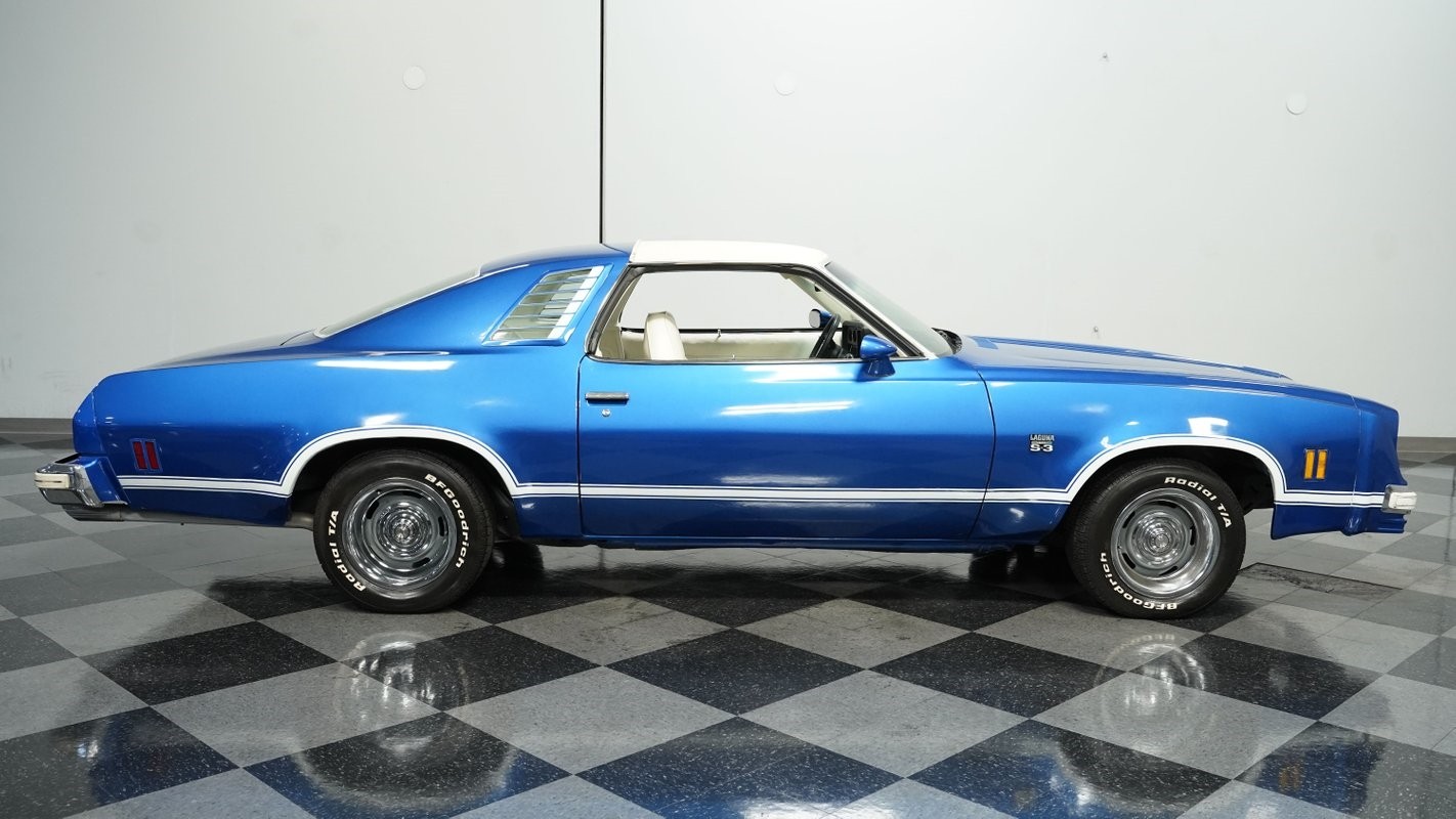 Chevrolet-Laguna-1975-Coupe-12
