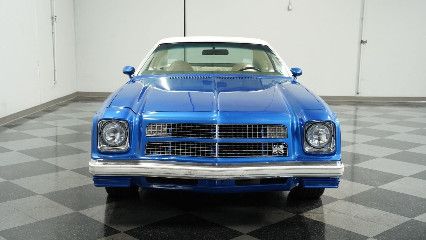 Chevrolet-Laguna-1975-Coupe-15