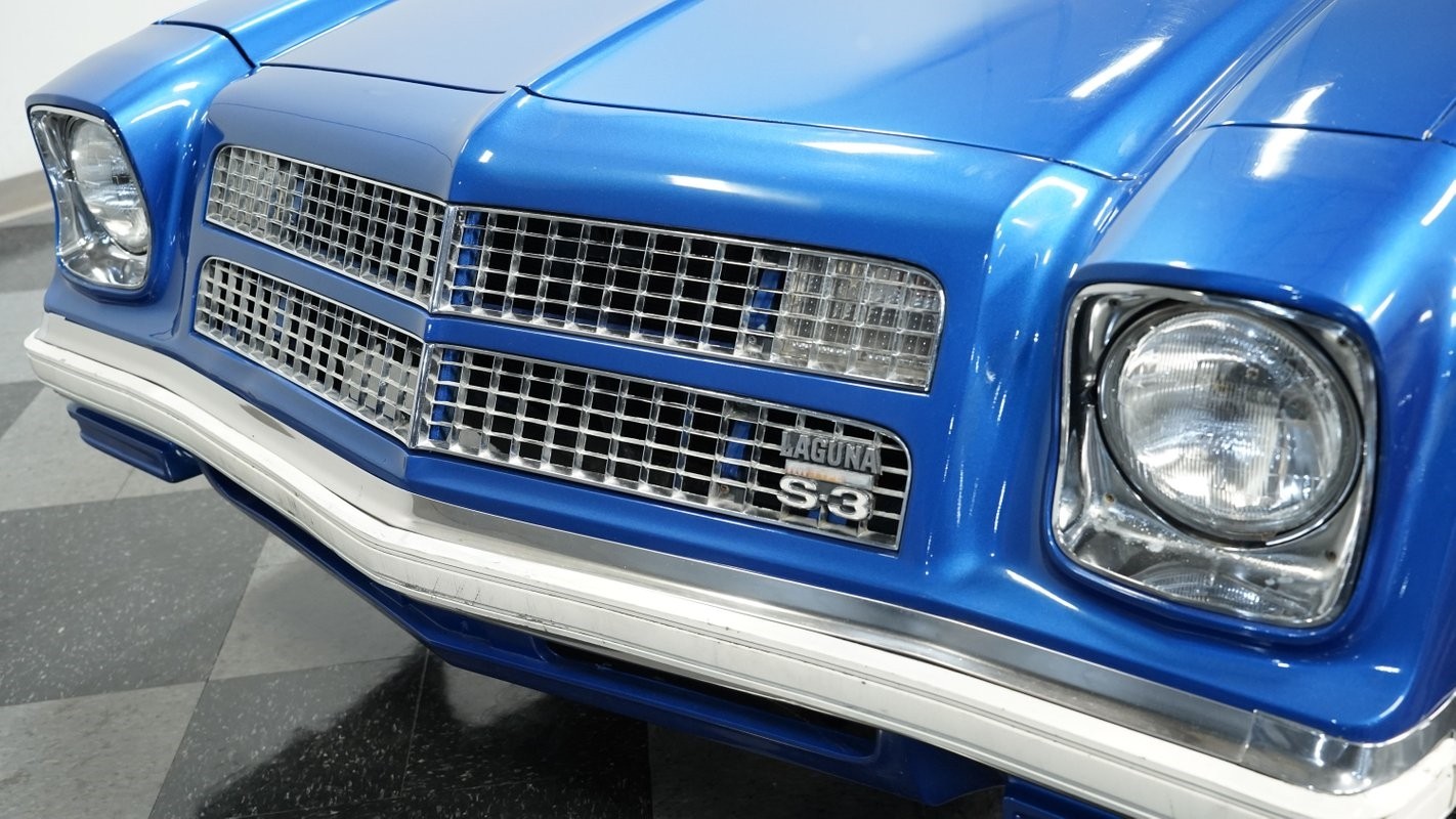 Chevrolet-Laguna-1975-Coupe-17