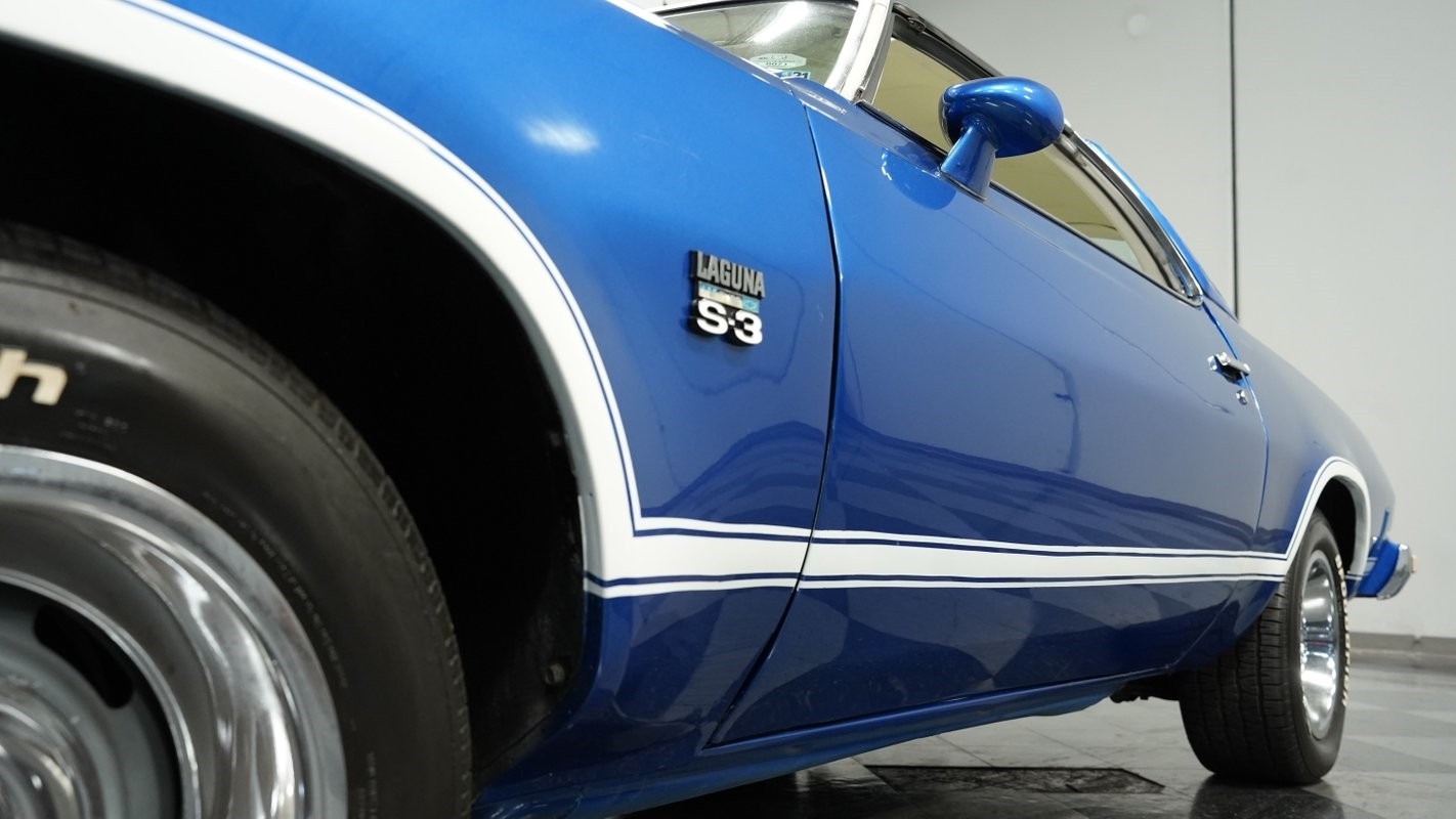 Chevrolet-Laguna-1975-Coupe-19