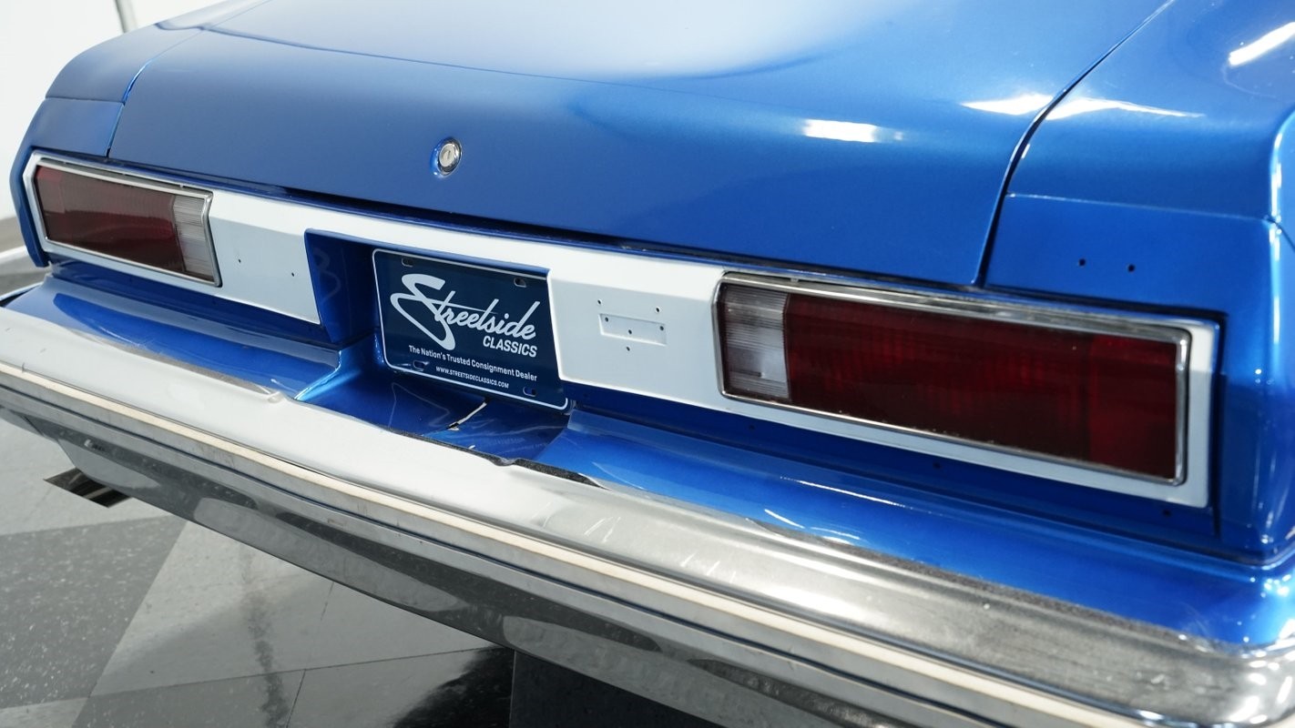 Chevrolet-Laguna-1975-Coupe-22