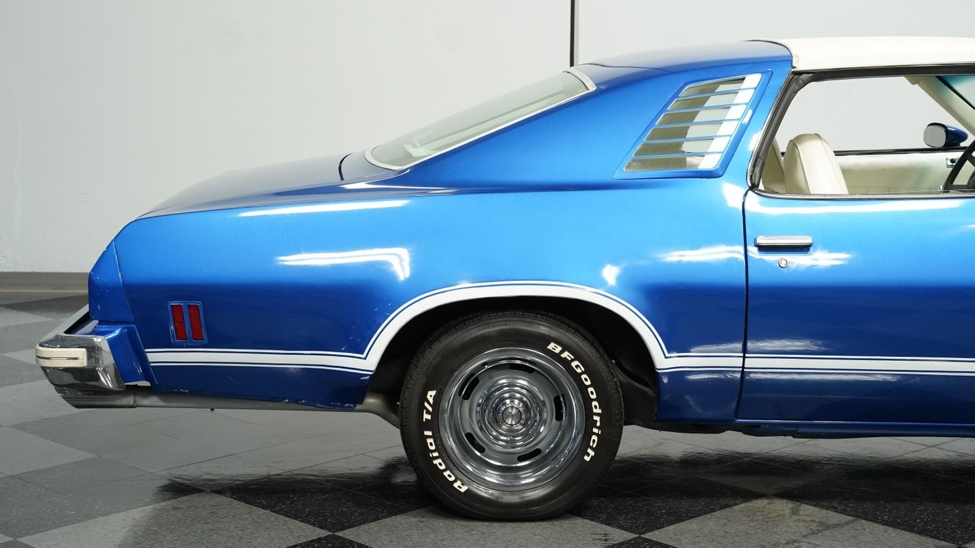Chevrolet-Laguna-1975-Coupe-25