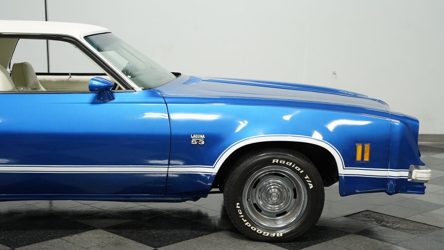 Chevrolet-Laguna-1975-Coupe-26