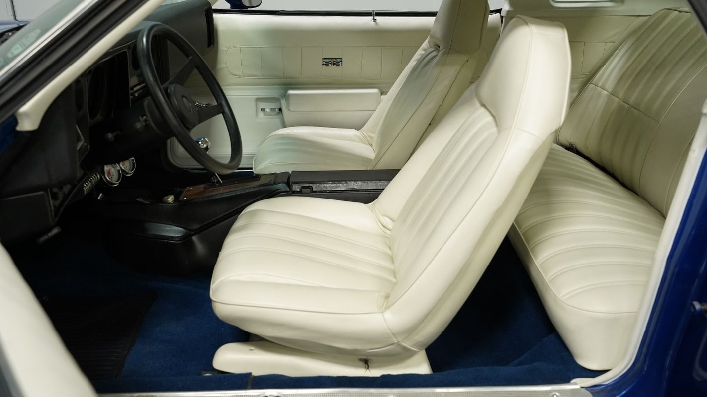 Chevrolet-Laguna-1975-Coupe-31