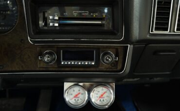 Chevrolet-Laguna-1975-Coupe-35