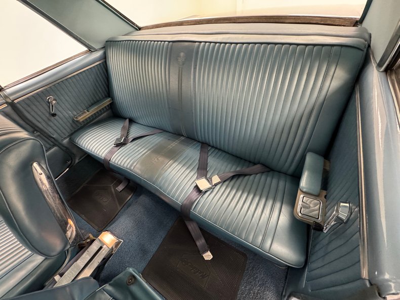Chevrolet-Malibu-1964-Silver-Blue-Blue-10
