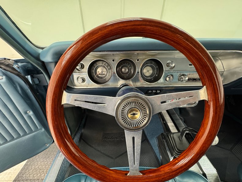 Chevrolet-Malibu-1964-Silver-Blue-Blue-12