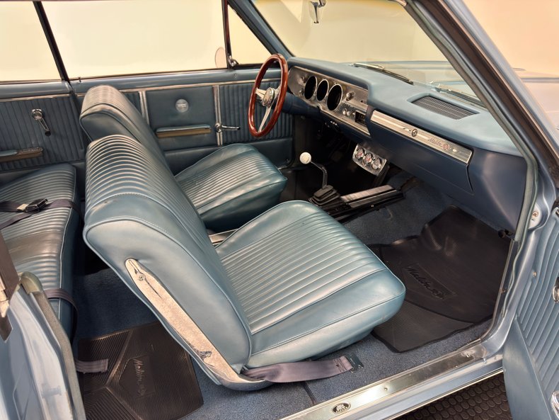 Chevrolet-Malibu-1964-Silver-Blue-Blue-40