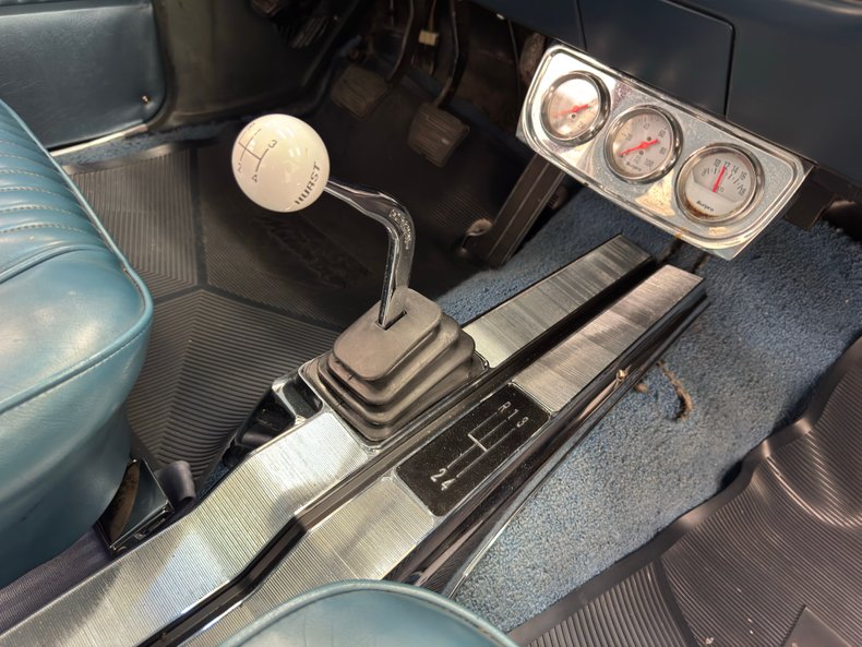 Chevrolet-Malibu-1964-Silver-Blue-Blue-44