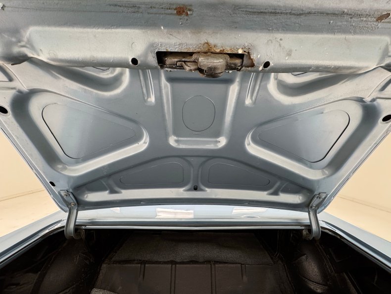 Chevrolet-Malibu-1964-Silver-Blue-Blue-49
