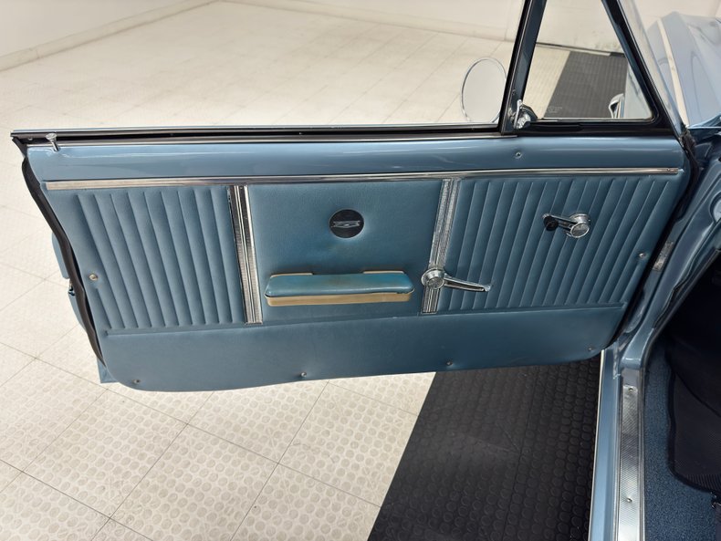 Chevrolet-Malibu-1964-Silver-Blue-Blue-6