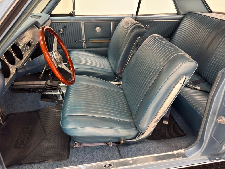 Chevrolet-Malibu-1964-Silver-Blue-Blue-8