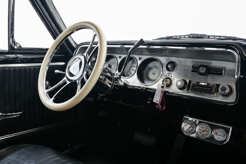 Chevrolet-Malibu-1964-White-Black-19