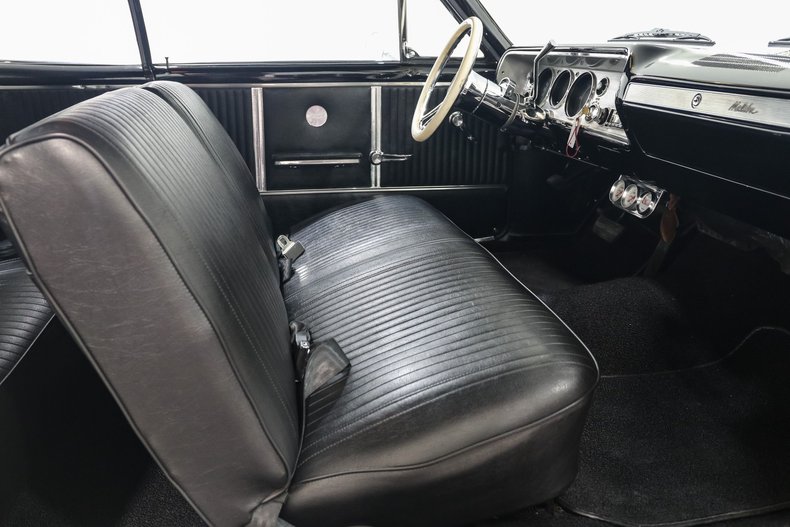 Chevrolet-Malibu-1964-White-Black-20