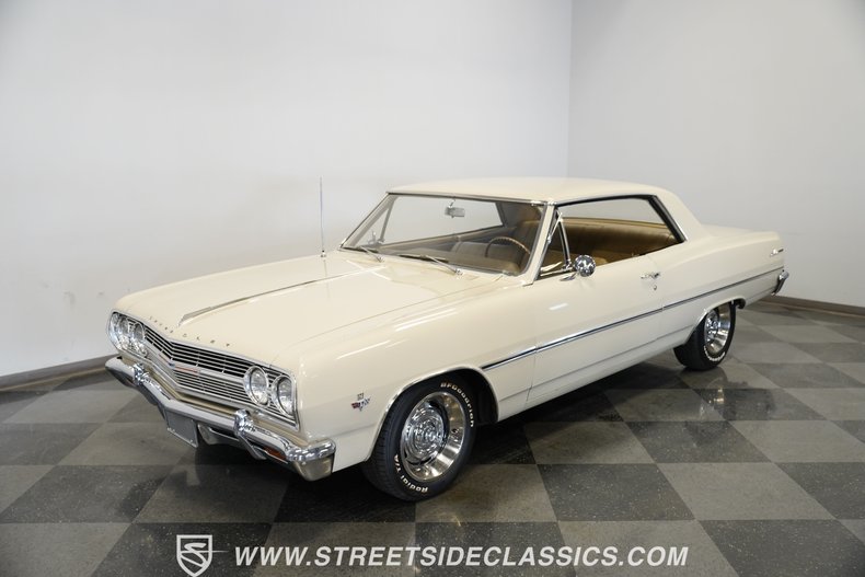 Chevrolet-Malibu-1965-Cameo-Beige-Medium-Saddle-21