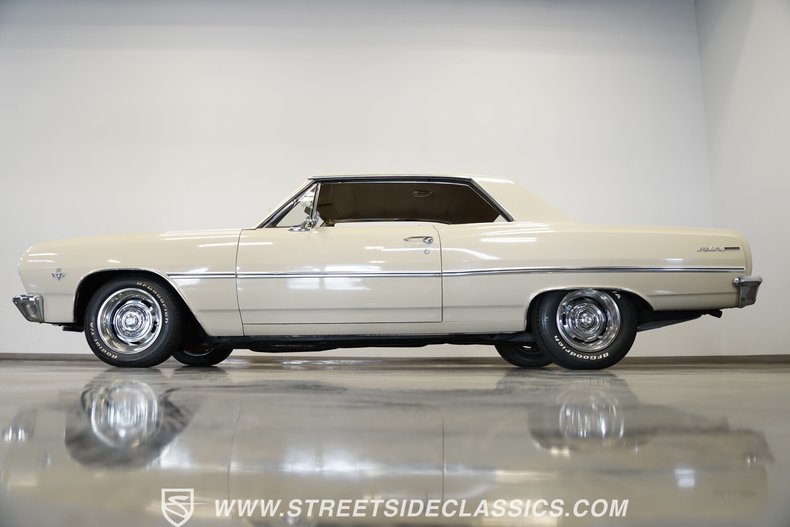 Chevrolet-Malibu-1965-Cameo-Beige-Medium-Saddle-22