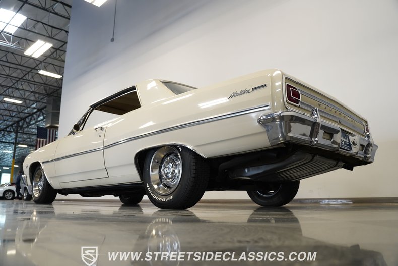 Chevrolet-Malibu-1965-Cameo-Beige-Medium-Saddle-25