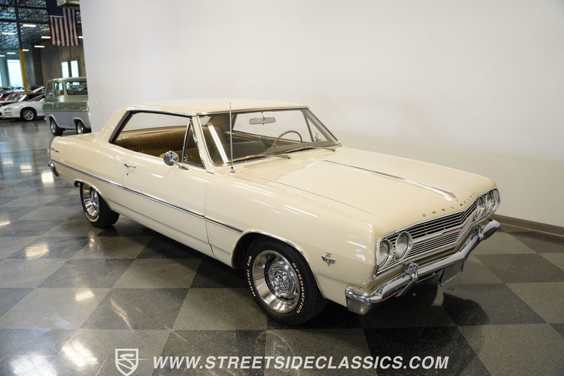 Chevrolet-Malibu-1965-Cameo-Beige-Medium-Saddle-32
