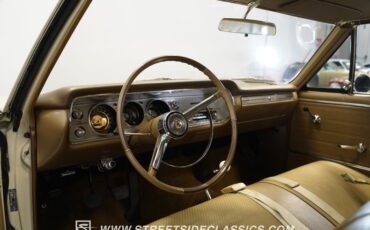 Chevrolet-Malibu-1965-Cameo-Beige-Medium-Saddle-36
