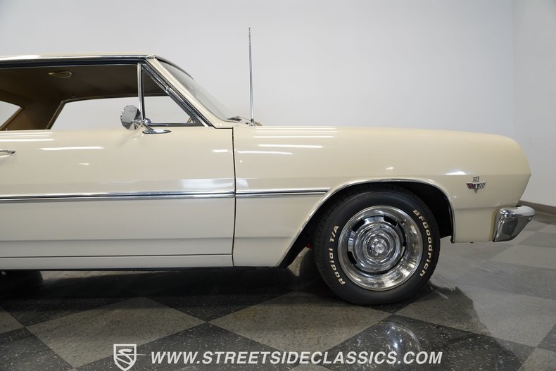 Chevrolet-Malibu-1965-Cameo-Beige-Medium-Saddle-9